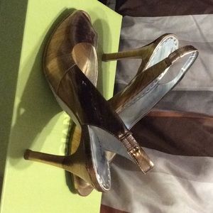 Ladies leather high heeled shoes( gold)